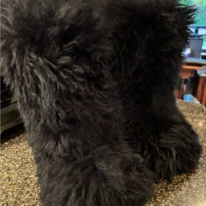 RARE! Fluff Momma UGG’s Apres Ski